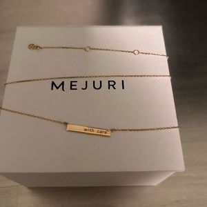 Mejuri necklace